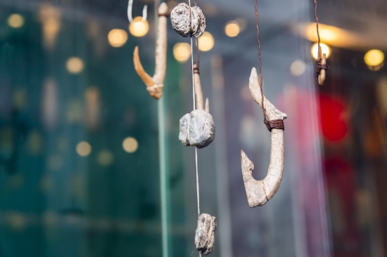 Stone age fishing hooks and sinkers